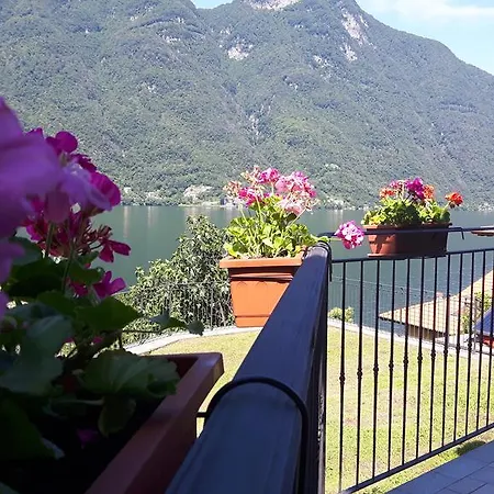 La Terrazza Di Elena Holiday home *